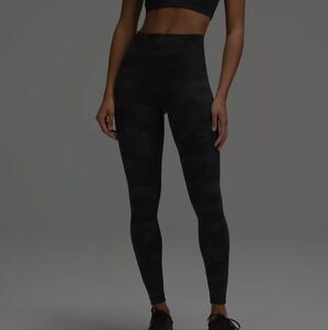 Lululemon Black Camouflage Women's Leggings